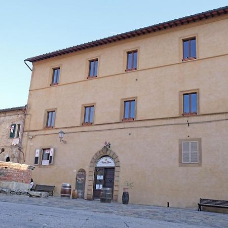 Rooms&Wine al Castello Monteriggioni Buitenkant foto