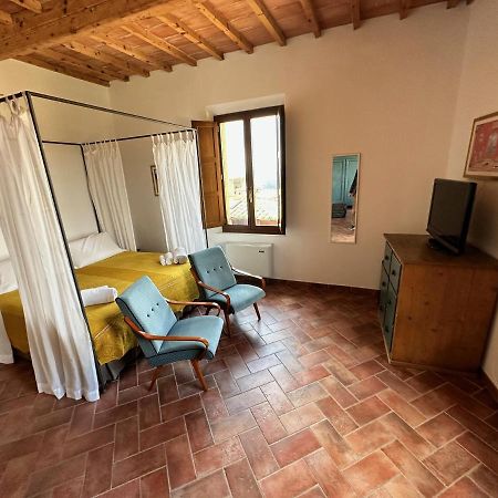 Rooms&Wine al Castello Monteriggioni Buitenkant foto