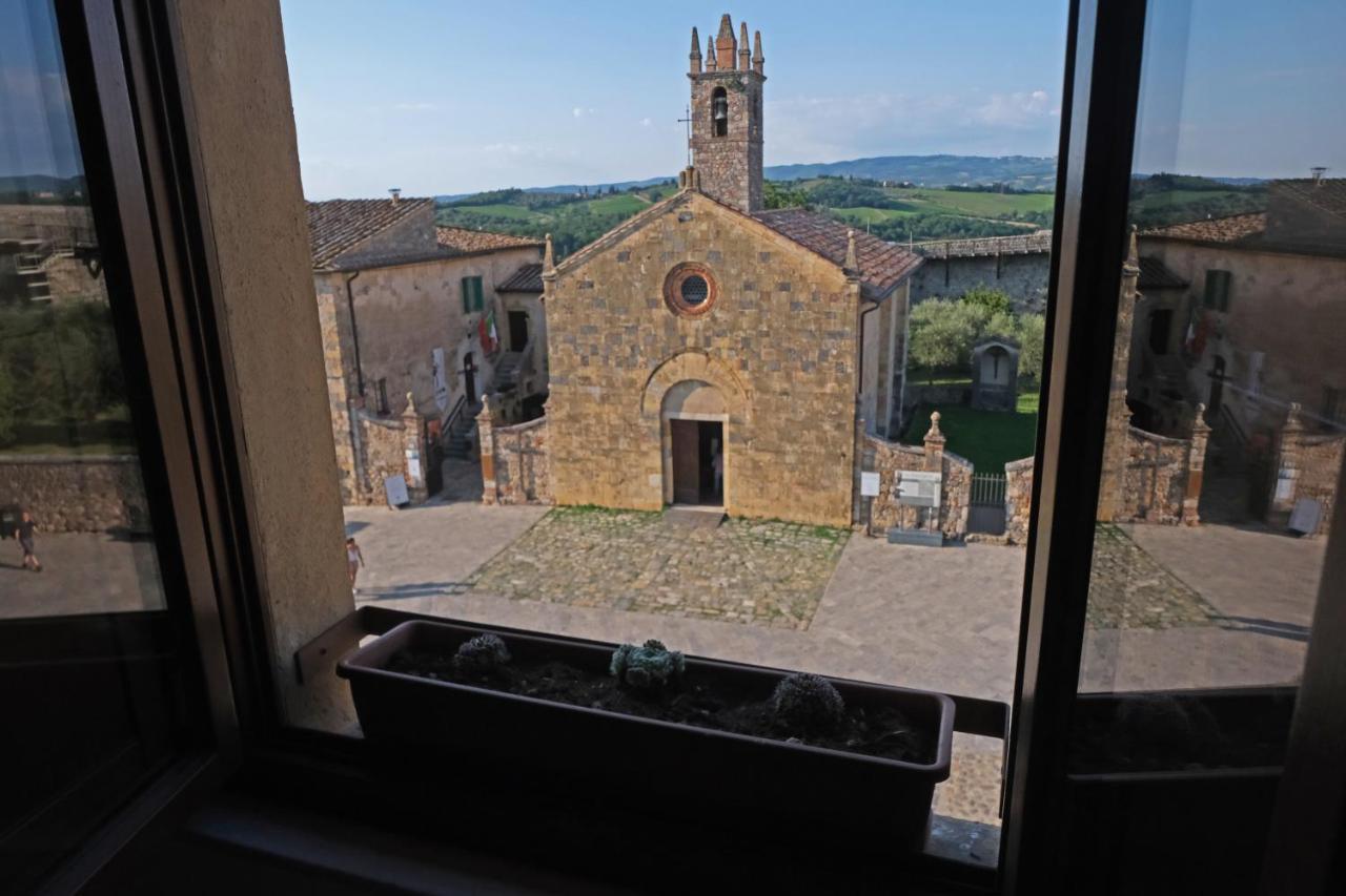 Rooms&Wine al Castello Monteriggioni Buitenkant foto