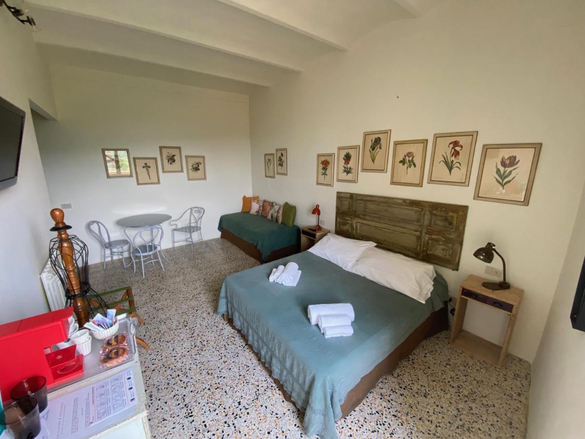 Rooms&Wine al Castello Monteriggioni Buitenkant foto