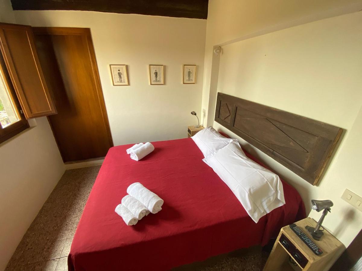 Rooms&Wine al Castello Monteriggioni Buitenkant foto