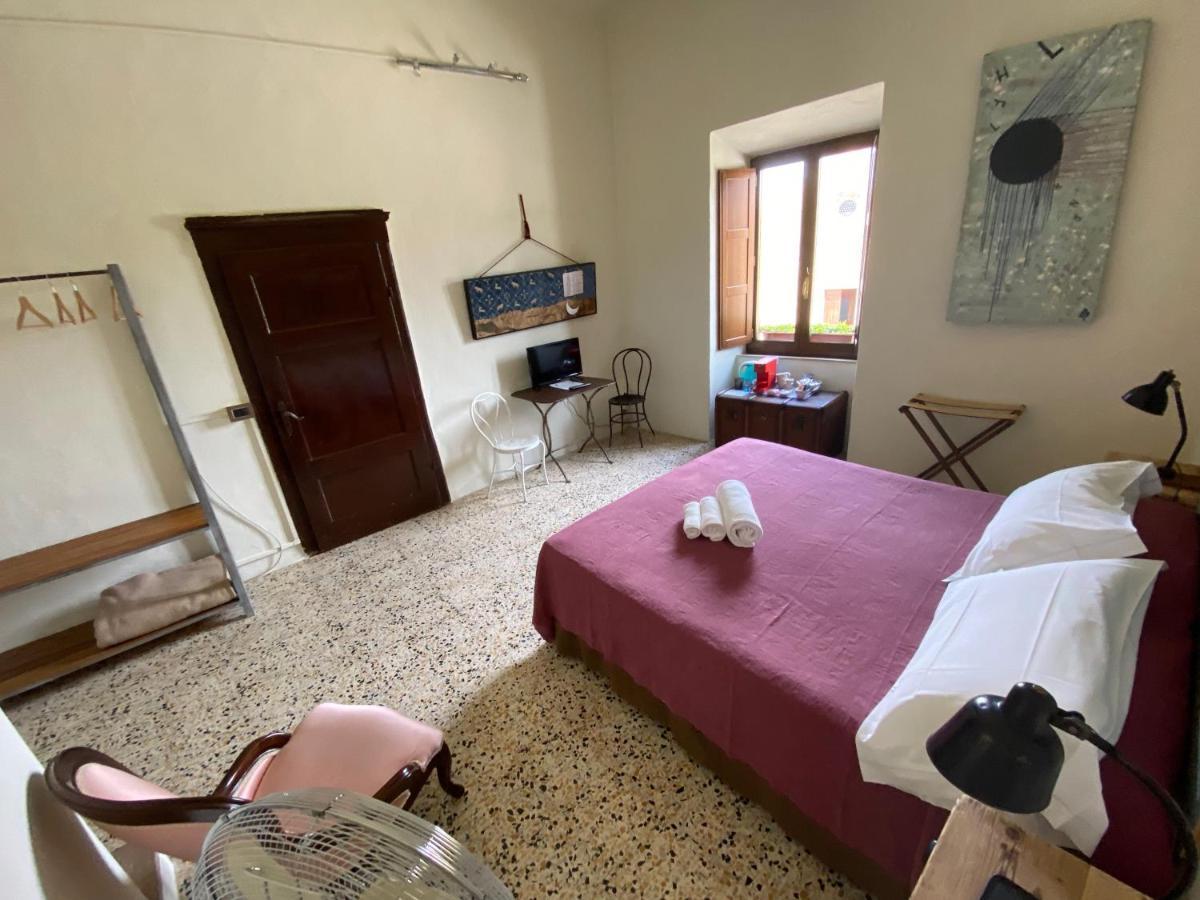 Rooms&Wine al Castello Monteriggioni Buitenkant foto