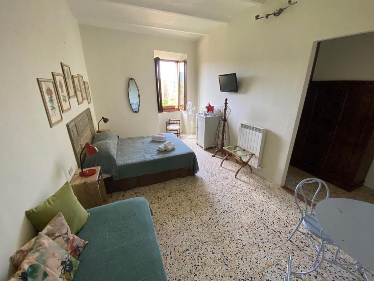 Rooms&Wine al Castello Monteriggioni Buitenkant foto