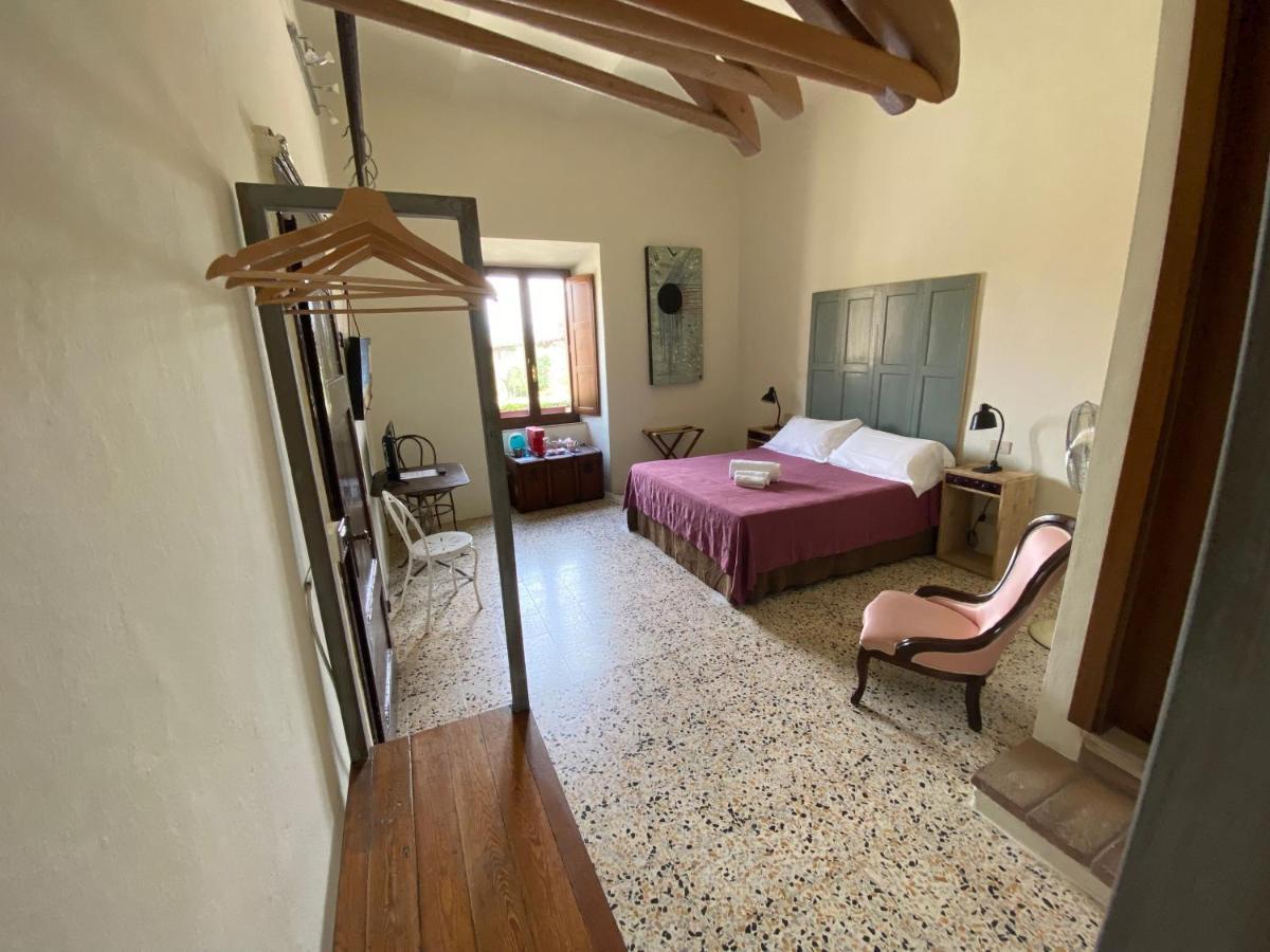 Rooms&Wine al Castello Monteriggioni Buitenkant foto