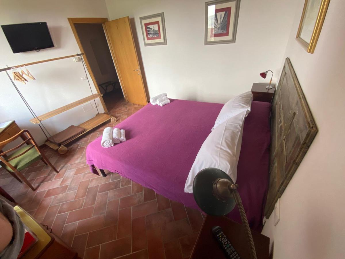 Rooms&Wine al Castello Monteriggioni Buitenkant foto