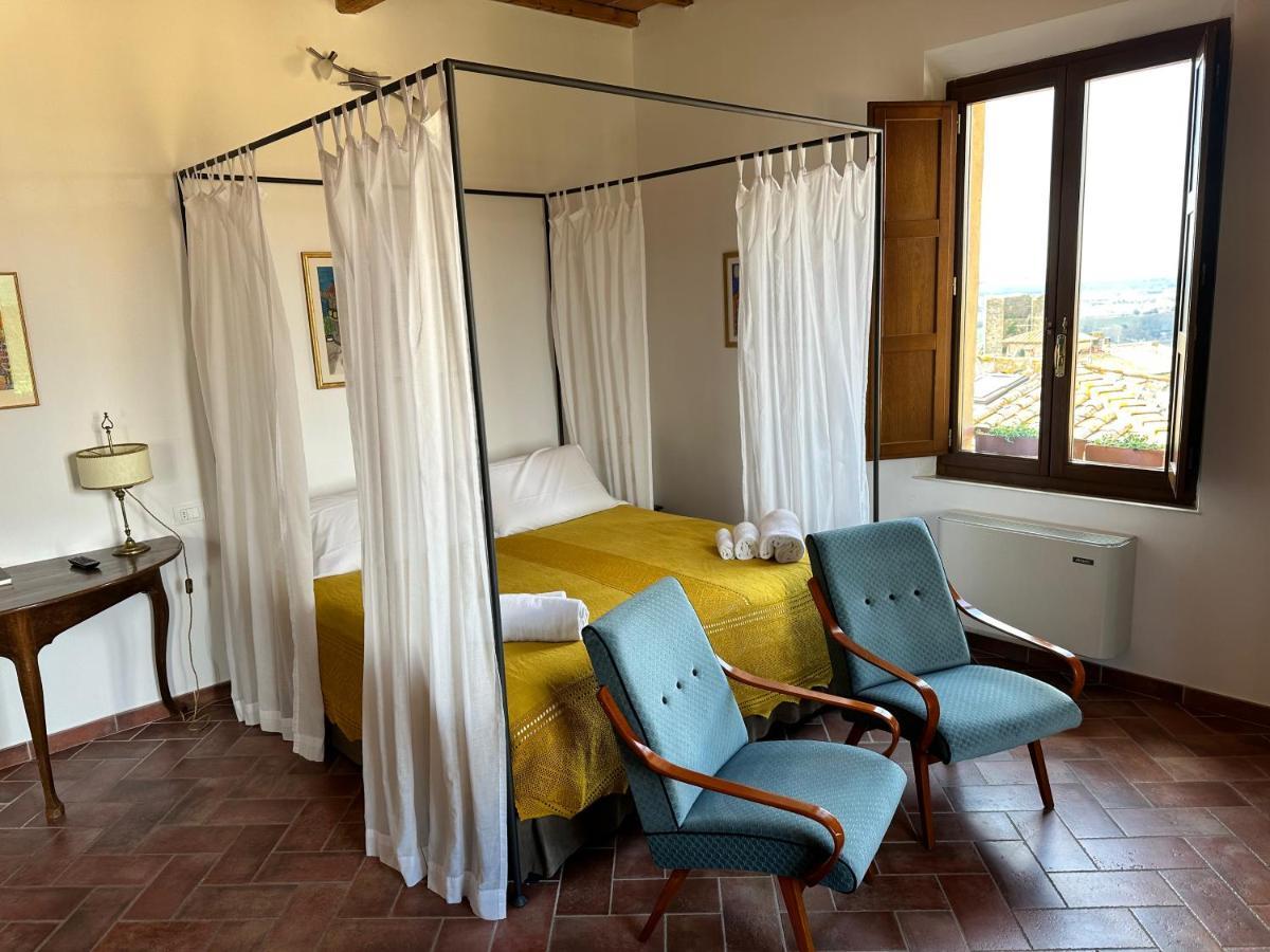 Rooms&Wine al Castello Monteriggioni Buitenkant foto